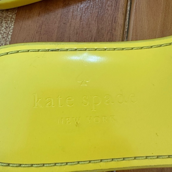 Kate Spade Yellow Floral Sandals 8 - Picture 3 of 6